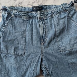 Woman's Parachute Pants Jeans